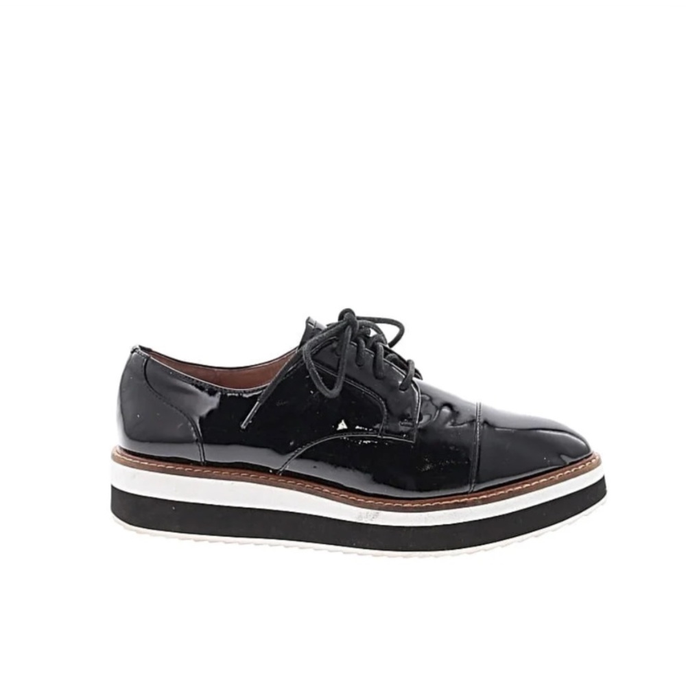 Halogen x Atlantic-Pacific Gabriela Flatform Derby in Navy and White